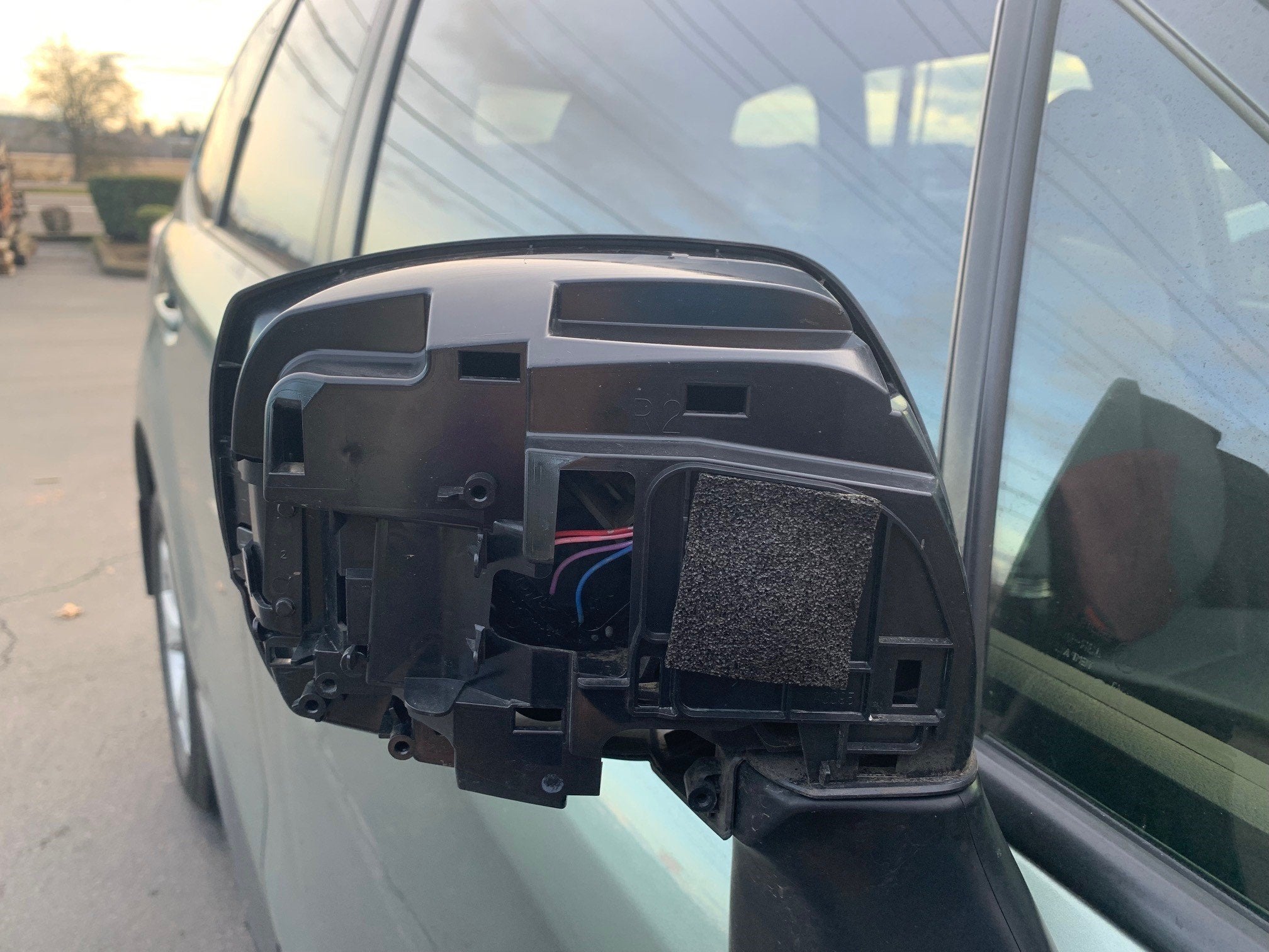 https://www.subaruforester.org/attachments/forester-mirror-housing-missing-jpg.590576/